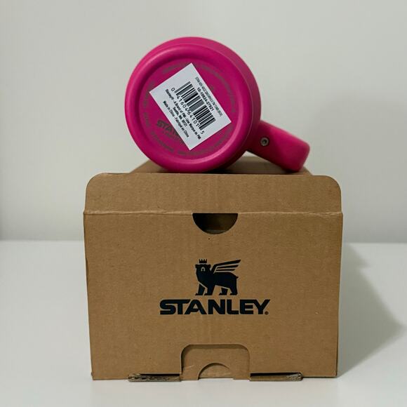 NWT Stanley 40oz Hot Pink Quencher H2.0 FlowState Tumbler - Picture 6 of 7